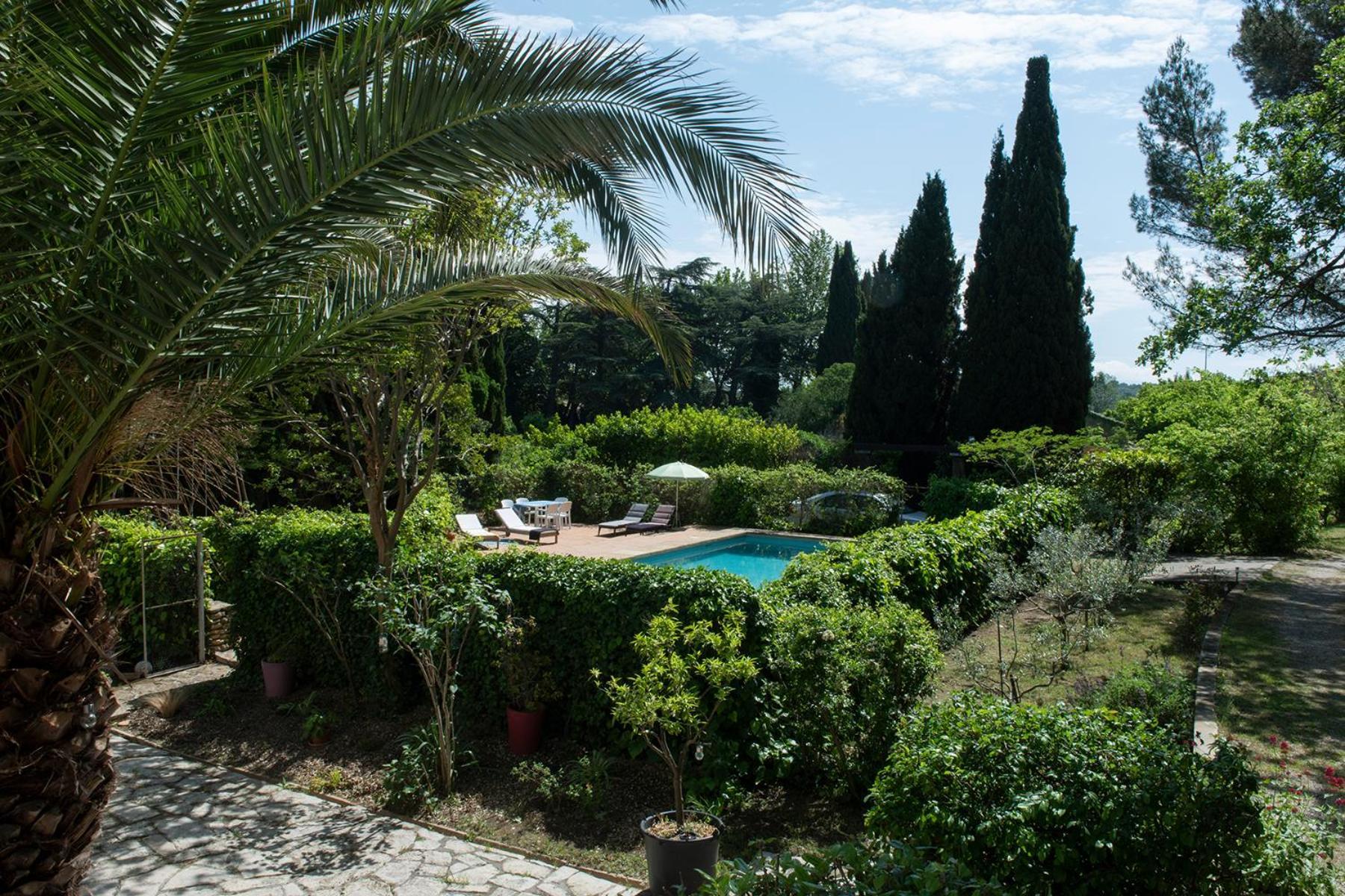 La Villa Plaisance - Maison Et Chambres D Hotes A Proximite De Chateaneuf-Du-Pape Bedarrides Экстерьер фото
