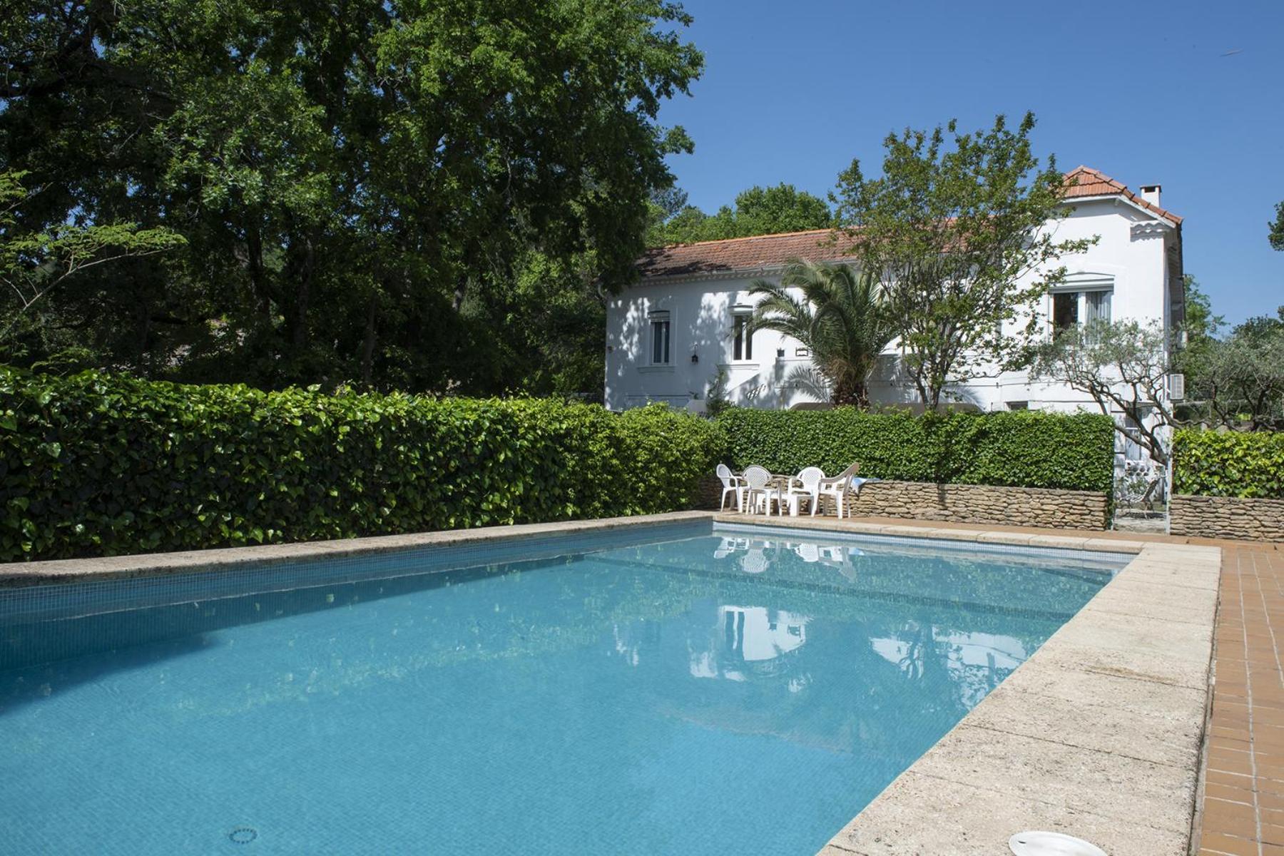 La Villa Plaisance - Maison Et Chambres D Hotes A Proximite De Chateaneuf-Du-Pape Bedarrides Экстерьер фото